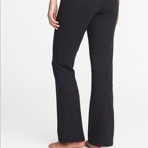 Old Navy Pants - Old Navy Grey Roll-Panel Boot-Cut Yoga Pants Old Navy Pants - Old Navy Grey Roll-Panel Boot-Cut Yoga Pants